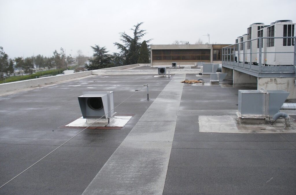 Rénovation toiture plate par ATE Étanchéité, le spécialiste de l’étanchéité de toiture sur Toulouse, Montauban et Albi.