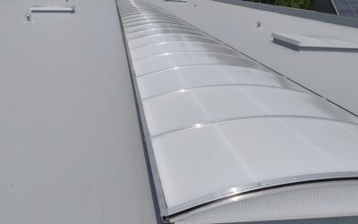 Étanchéité toiture plate Toulouse : Bac acier isolé et étanchéité PVC par ATE ÉTANCHÉITÉ