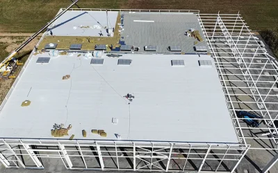 Une toiture industrielle de 4 000 m² tournée vers la performance et l’énergie solaire
